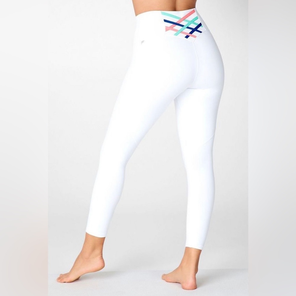 Fabletics Boost Powerhold white leggings!